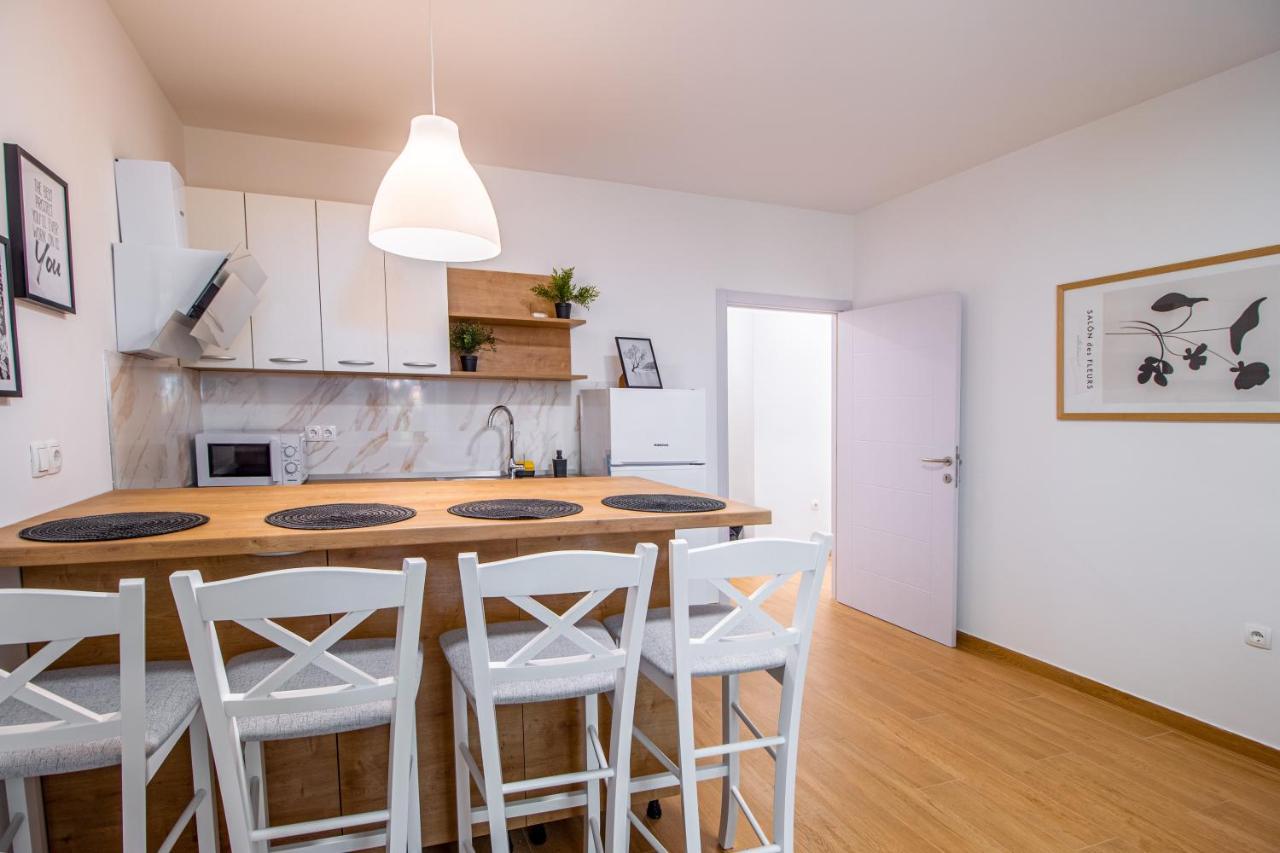 Apartments Euphoria East 리예카 외부 사진